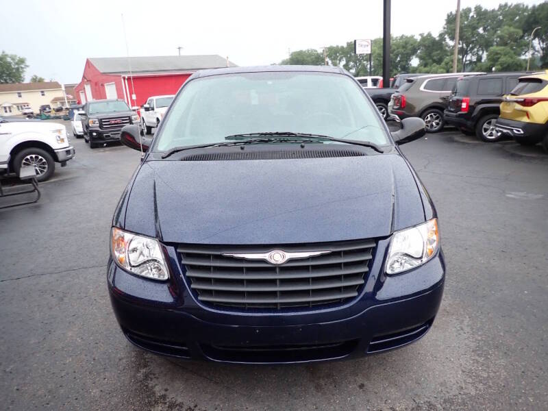 chrysler town & country 2006 1A4GP45R26B645359 image chrysler town & country 2006 1A4GP45R26B645359 image
